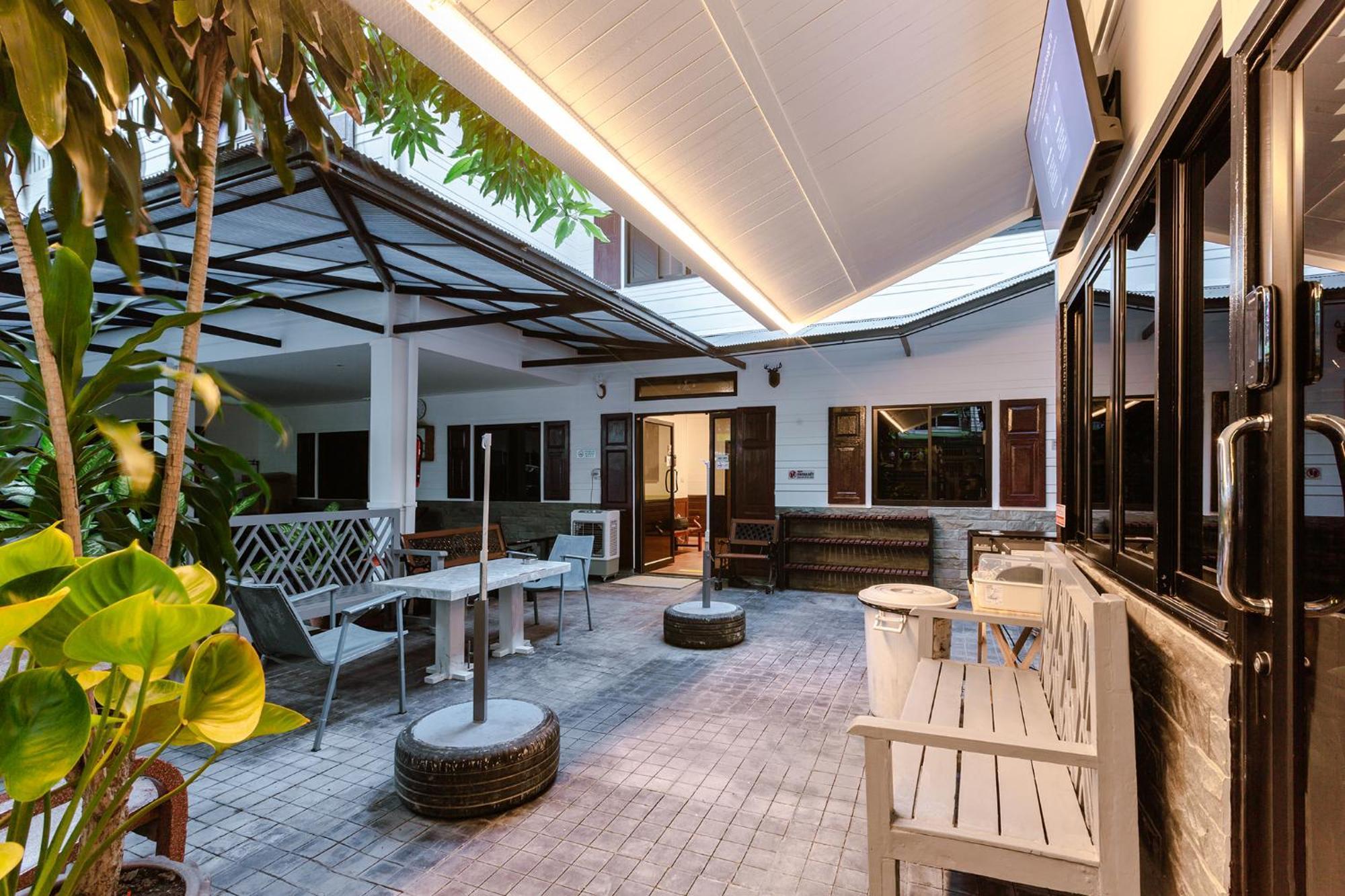 Diff Hostel Bangkok Eksteriør billede